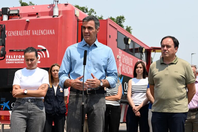 Incendies en Espagne : l’UME déployée comme force de dernier recours pour la lutte contre le feu.