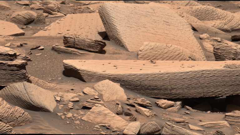 Ancient Sandstorm Reveals Martian Wreckage, NASA Analyzes New Findings