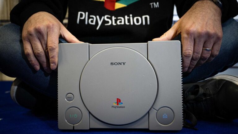 Sony abandonne les disques de jeux vidéo, laissant les passionnés déçus par ce changement.
