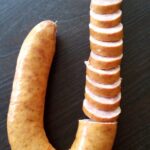 SAUCISSON A L'AIL A L'ANCIENNE COURBE FUME