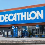 Decathlon lance un maillot de bain adapté à toutes les morphologies pour dissimuler la graisse abdominale.