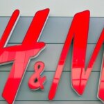 H&M présente des mules élégantes pour l’été, offrant une alternative aux espadrilles.