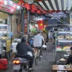 État des lieux des vendeurs de rue au Vietnam face à l’évolution urbaine.