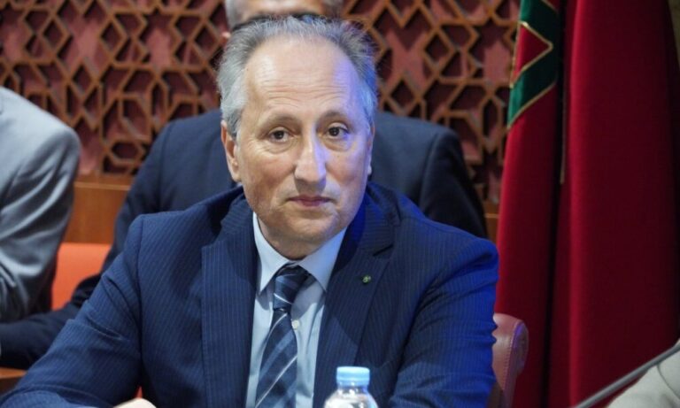 Transformation numérique de l’école : Berrada présente l’expérience marocaine à l’Unesco.