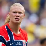 Erling Haaland, attaquant norvégien, enregistre des performances remarquables en Ligue des champions.