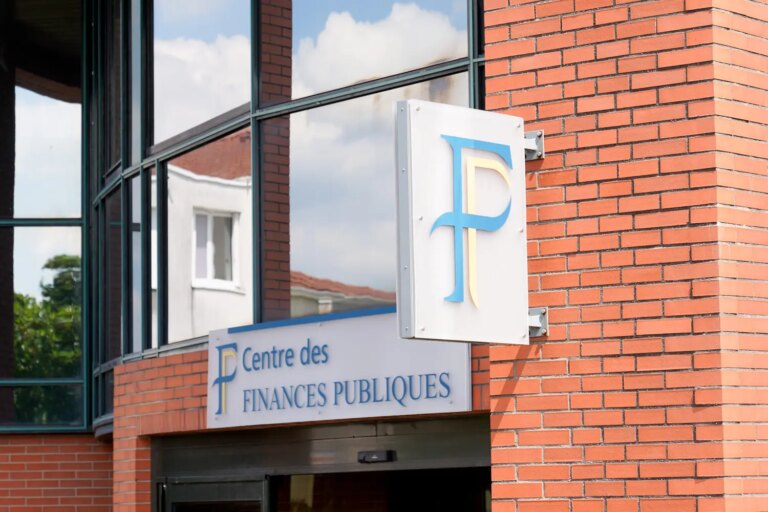 Impôts : un couple de contribuables demande à sa banque un remboursement de 700 000 €