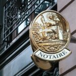 Assurance vie : une bénéficiaire contrainte de rembourser 95 % aux héritiers suite à une nouvelle loi.