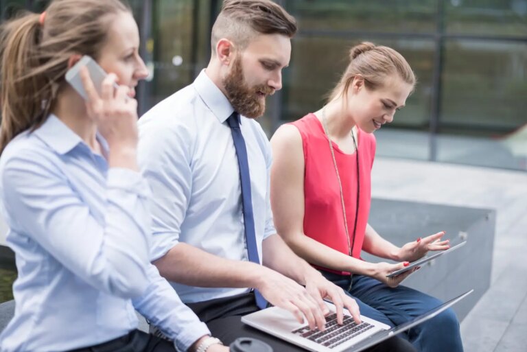 ExpressVPN sécurise les connexions entre hôtels, espaces de coworking et bureaux.