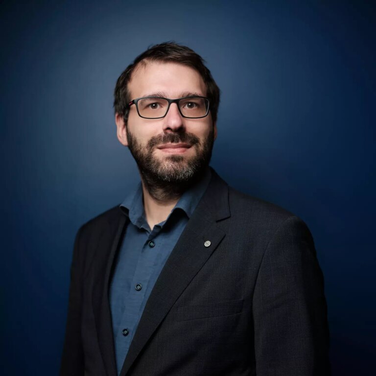 Complexité des infrastructures IT : émergence des postes multi-environnements en entreprise