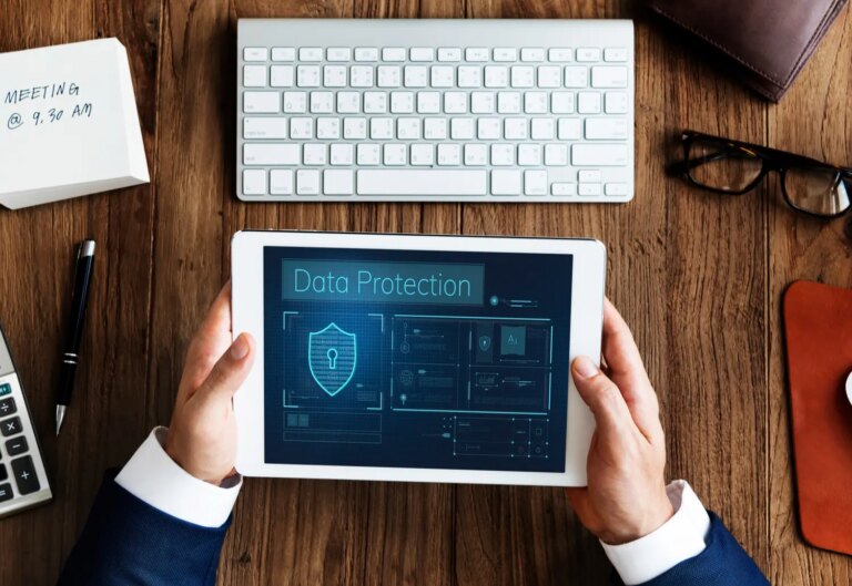 Surfshark VPN protège les données numériques des travailleurs indépendants lors d’achats en ligne.