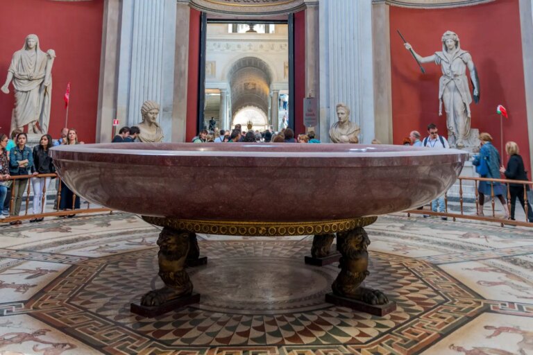 Une baignoire de deux milliards de dollars appartenant à un empereur romain découverte.