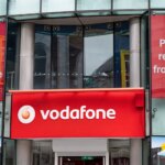 Xavier Niel investit 5,1 milliards d’euros pour devenir premier actionnaire de Vodafone.