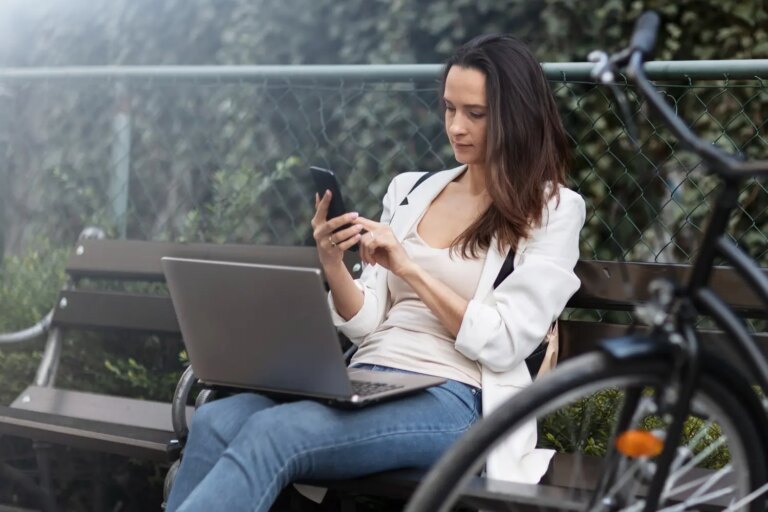 Proton simplifie l’utilisation de son VPN sans options complexes pour les utilisateurs.