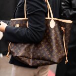 Bernard Arnault répond aux enquêtes du Monde sur LVMH dans une lettre publiée sur X.