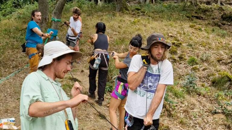 Ribeauvillé : la mise en place de la highline pour un record d’Alsace en cours