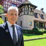 Serge Dubs, meilleur sommelier du monde, prend sa retraite après 50 ans de carrière.