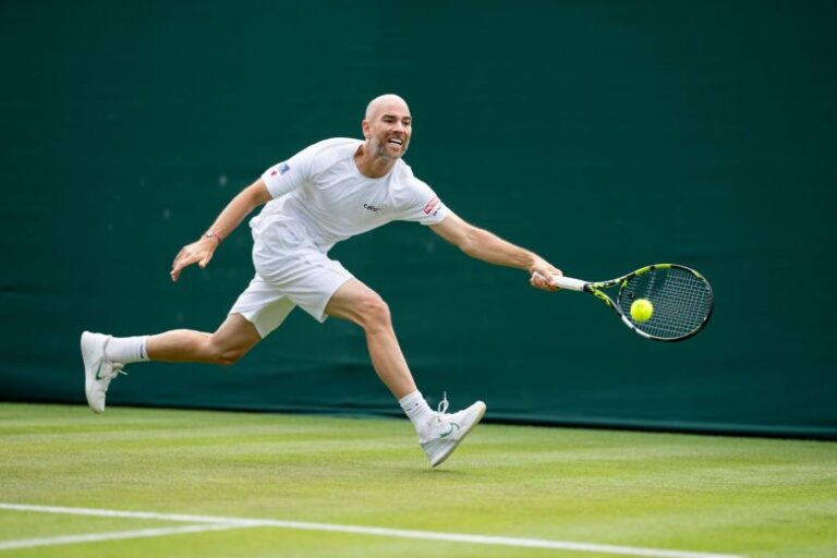 Mannarino et Géa se qualifient à Newport sous un soleil revenu.