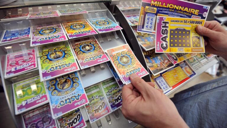 Des voleurs gagnent 500.000 euros aux jeux à gratter avec une carte bancaire volée.