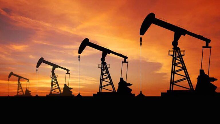 Les prix du pétrole chutent sous 90 dollars après l’arrêt des échanges entre États-Unis et Iran.