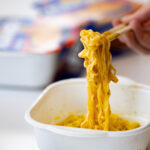 Kraft Dinner introduit une nouvelle gamme de ramens au fromage au Canada.