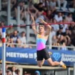 Thibaut Collet atteint 5,91 m et se classe 2e au meeting de perche d&rsquo;Athènes.
