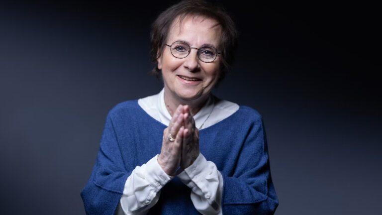 Mort de Marie Paule Belle, chanteuse française du tube « La Parisienne », à 80 ans.