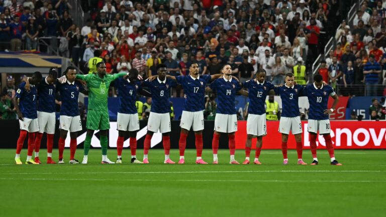 Presse critique la performance des Bleus après leur défaite contre l’Espagne.