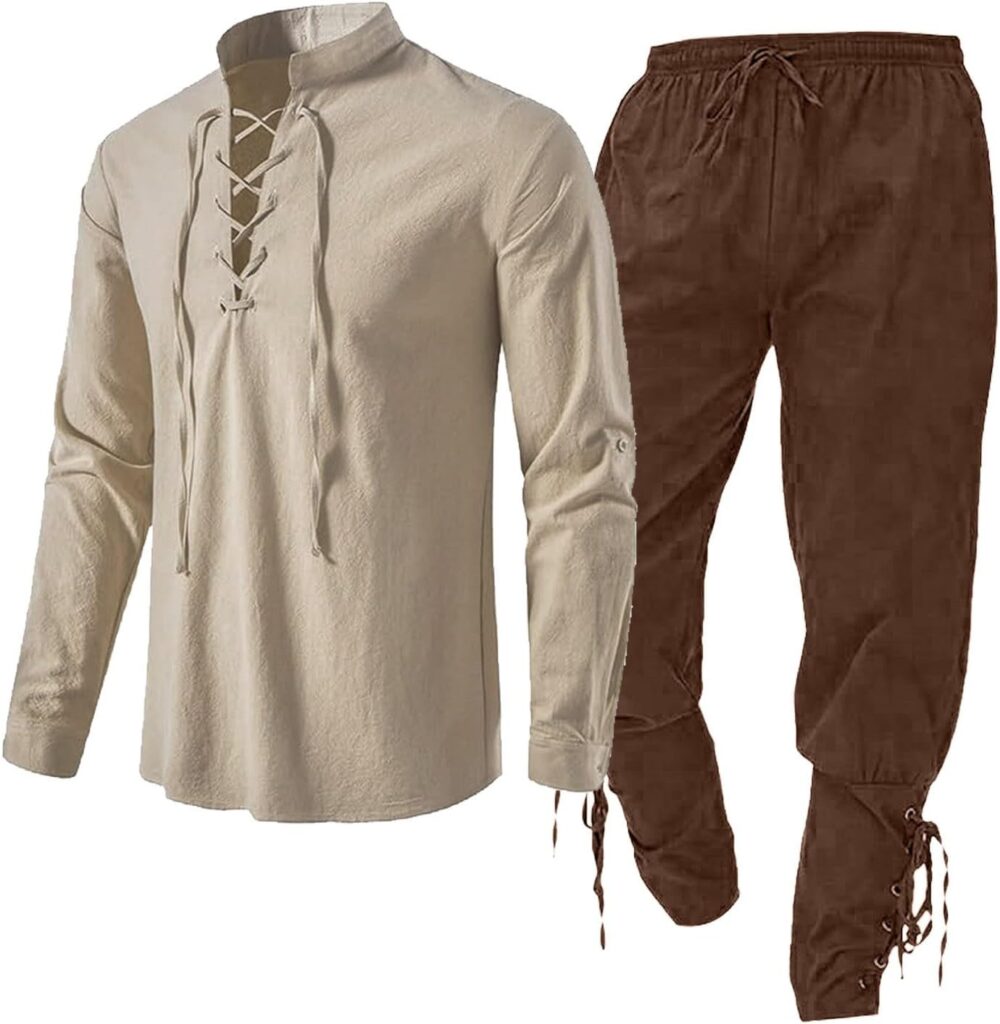 Vente d’un ensemble de vêtements médiévaux pour hommes incluant chemise en lin et pantalons.