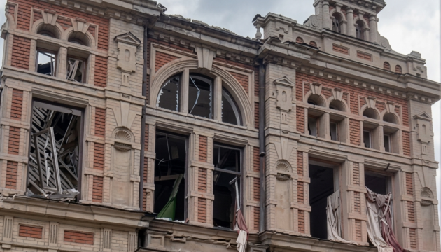 Des troupes russes causent des dommages à un bâtiment historique à Zaporijjia.