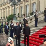 Zelensky et Macron se rencontrent au ministère des Affaires étrangères pour discuter de la défense.