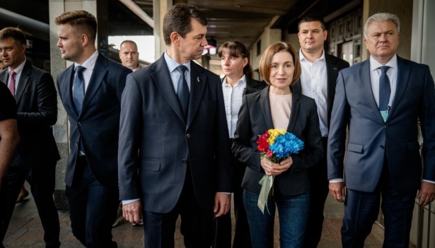 Visite officielle à Kyiv de la présidente de la Commission européenne et des dirigeants moldave et roumain.