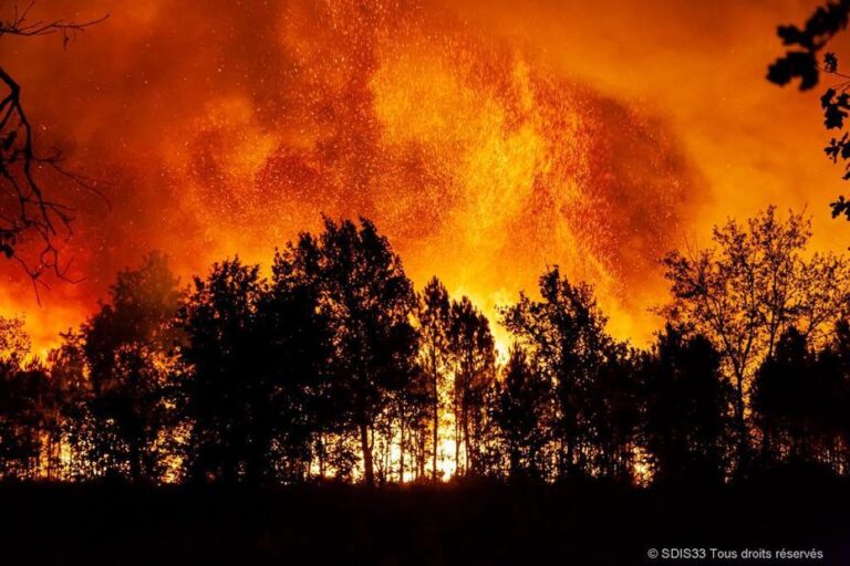 Les Bretons apportent hébergement et nourriture aux sinistrés des feux en Gironde.