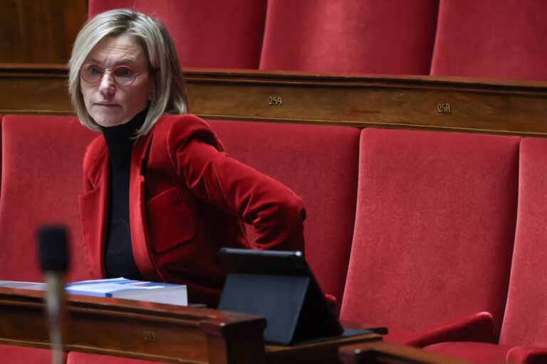 Agnès Pannier-Runacher commente le départ incertain de Monique Barbut et ses garanties.