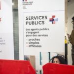 Les services publics français réduisent leurs moyens face à une crise budgétaire croissante.