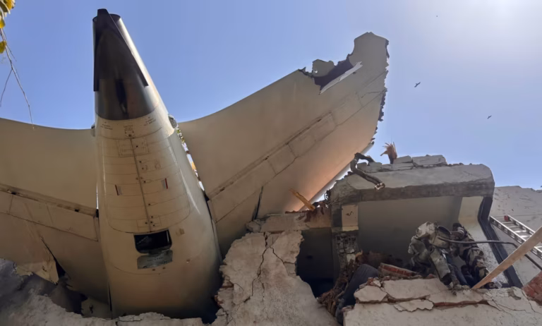 Crash du vol Air India 171 : le Boeing 787 jugé « bien entretenu » par la compagnie.