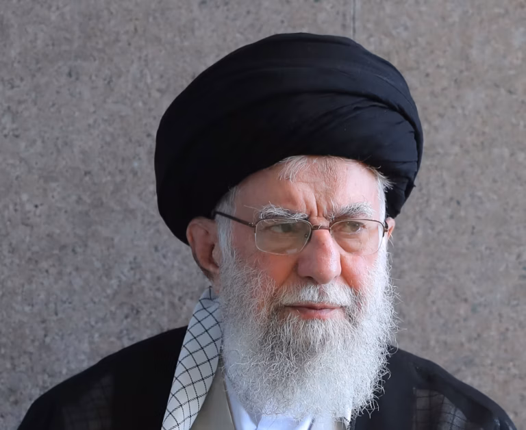 Guerre Iran-Israël : tensions croissantes et nouvelles frappes signalées sur le terrain
