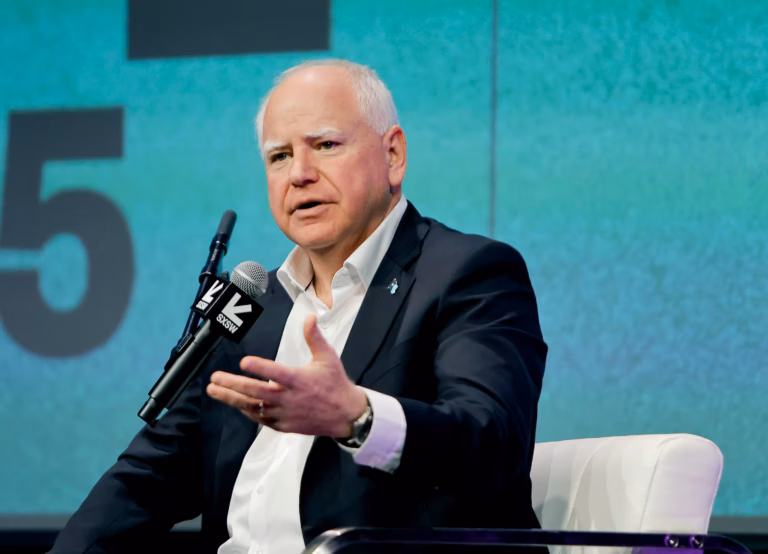 Une élue locale tuée aux États-Unis, le gouverneur du Minnesota condamne la violence politique.