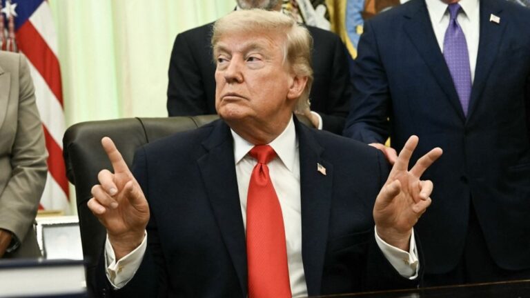 Frappes américaines en Iran : Donald Trump diffuse des vidéos de l’année précédente