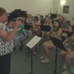 École de musique en difficulté financière lutte pour sa survie face à un modèle obsolète.