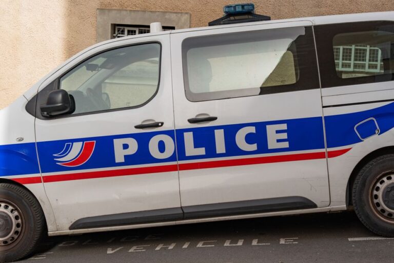 Une femme de 83 ans atteinte d’Alzheimer retrouvée vivante après plusieurs jours de disparition.