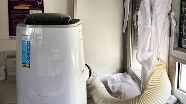 Rayons de climatiseurs et ventilateurs vides pour équiper les hôpitaux en urgence en France