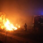 Incendies près de Marseille : 300 hectares détruits, évacuations en cours.
