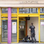 La Poste face à des défis de financement et de modernisation en France