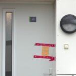 Parents des jumelles retrouvées mortes en examen pour privation de soins et déshydratation.