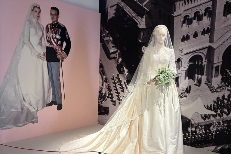 Mariage entre Grace Kelly et le prince Rainier III : événement majeur à Monaco.