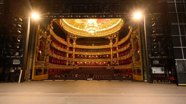 Fermeture prolongée de l’Opéra Garnier : la scène restera inaccessible cinq ans supplémentaires.