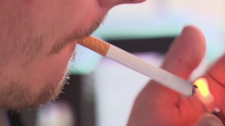Interdiction de vente de cigarettes aux personnes nées après 2009 en France ?