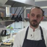 Julien Médard, chef étoilé du Cher, reçoit le prix « Terroir d&rsquo;exception » de Gault & Millau.