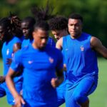 France-Paraguay : Les Bleus affirment être prêts physiquement malgré la chaleur et le risque d’orages.