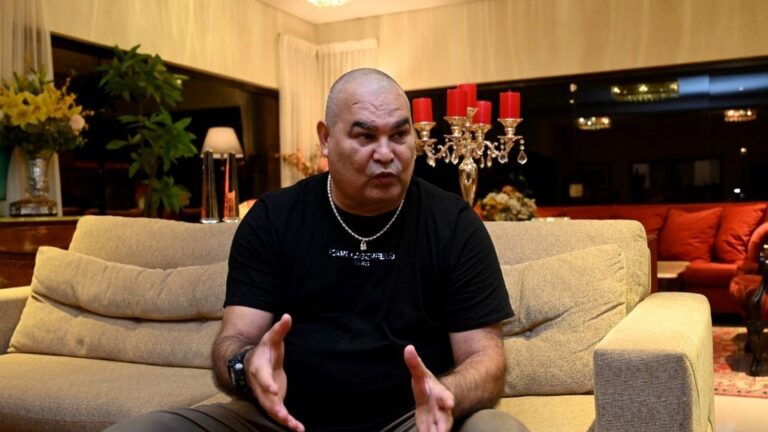 José Luis Chilavert évoque un affrontement passé entre le Paraguay et la France avant le match actuel.